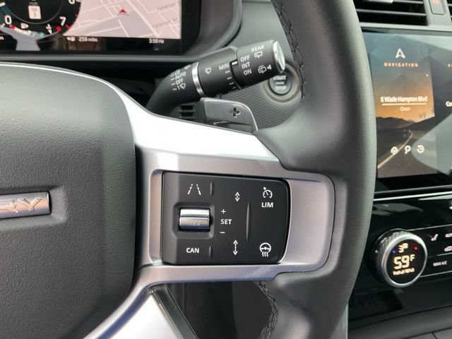 Used 2025 Land Rover Discovery Dynamic SE AWD/4WD image 13