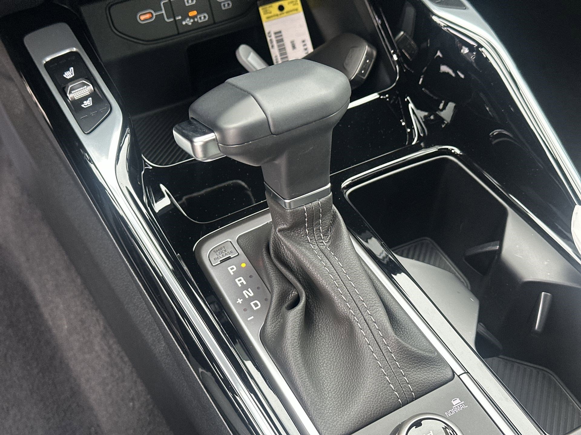 New 2025 Kia Sorento SX Prestige w/ Sage Leather Package image 24