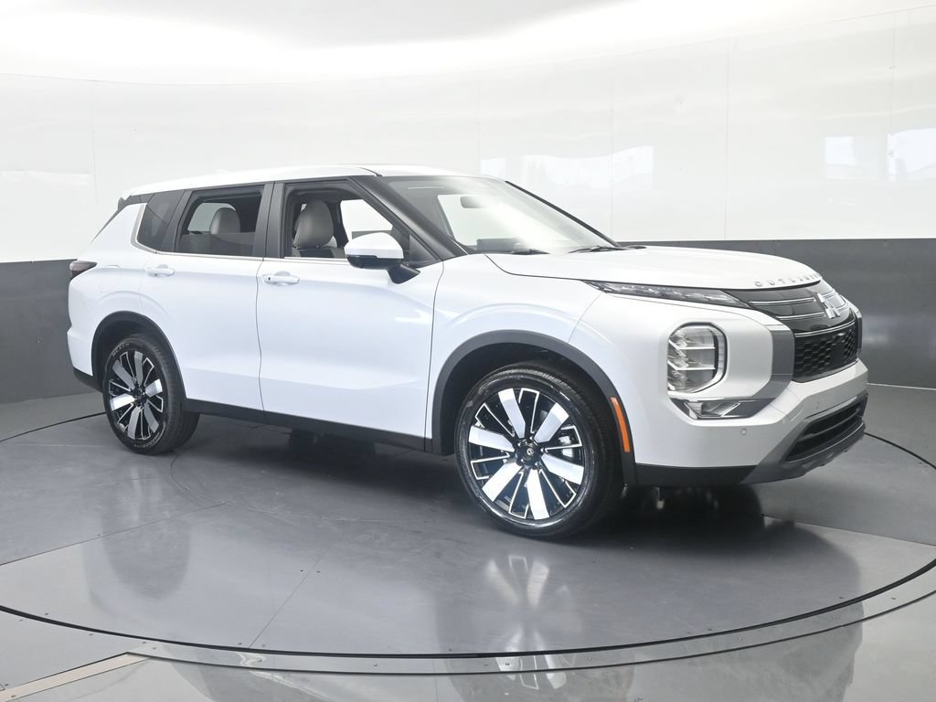 New 2026 Mitsubishi Outlander SE FWD image 8