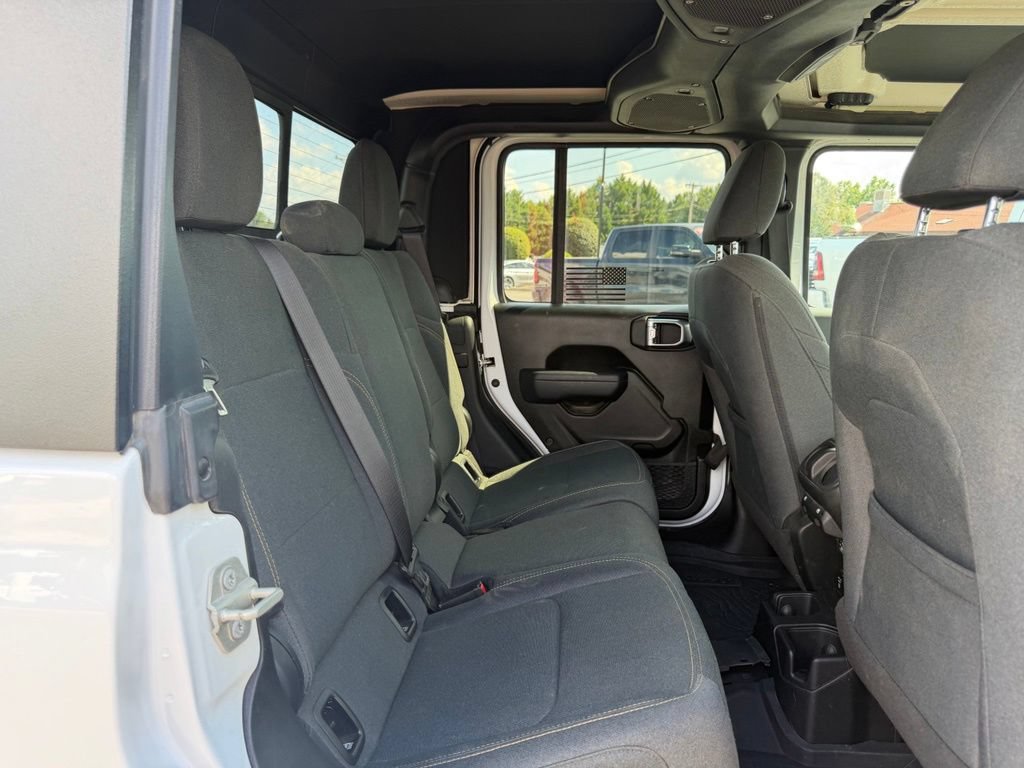 Used 2024 Jeep Gladiator Sport AWD/4WD image 34