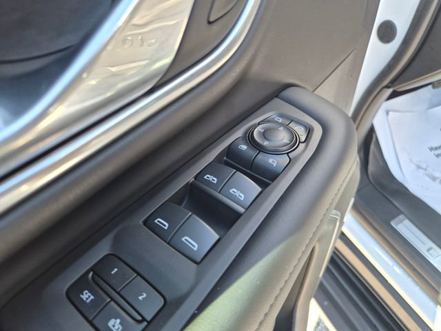 Used 2024 Chevrolet Tahoe LT w/ Luxury Package AWD/4WD image 14