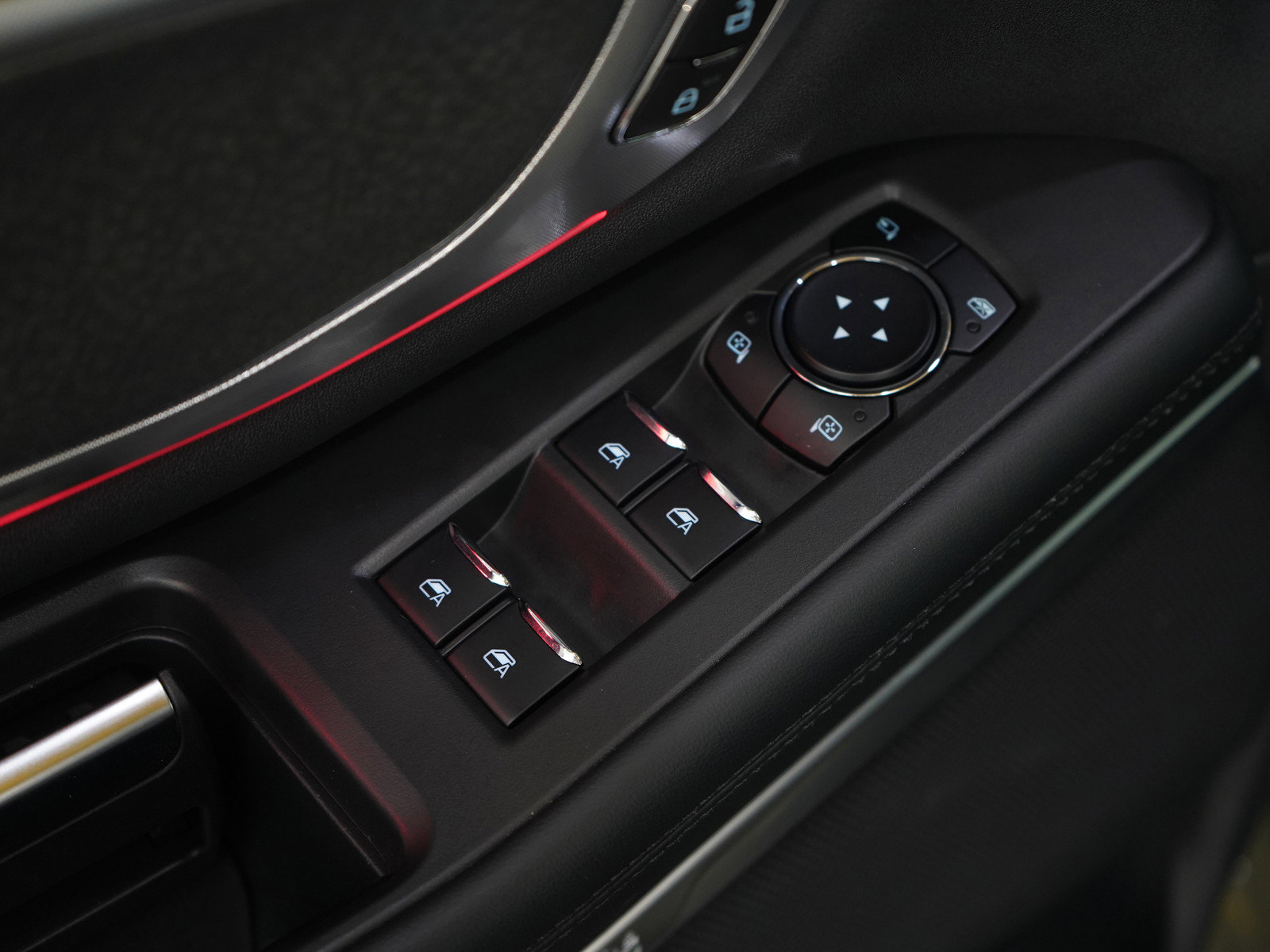 Used 2025 Ford Expedition Tremor AWD/4WD image 26