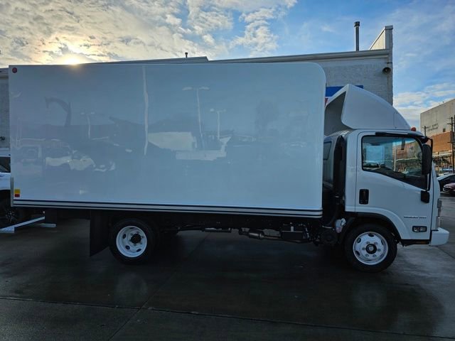 New 2025 Chevrolet Low Cab Forward 5500XG RWD image 5