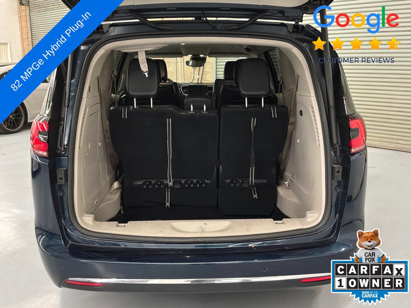 Used 2023 Chrysler Pacifica Touring-L FWD image 9
