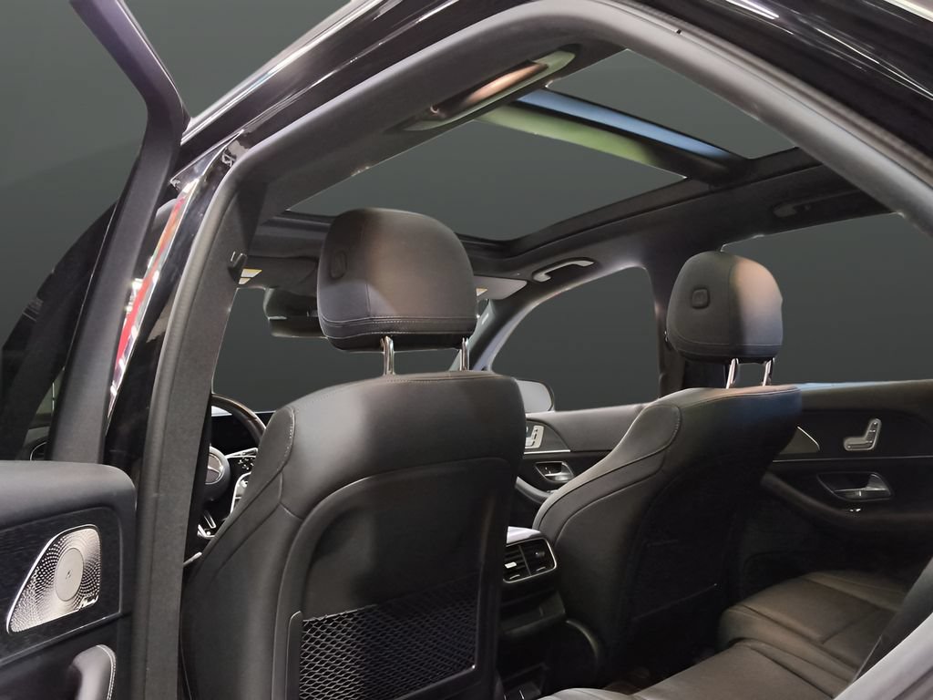 Used 2025 Mercedes-Benz GLE 350 4MATIC w/ AMG Line Exterior image 29