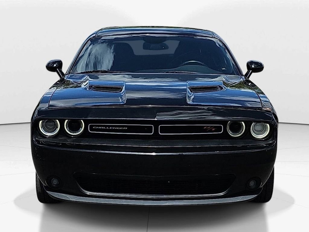 Used 2016 Dodge Challenger R/T image 11