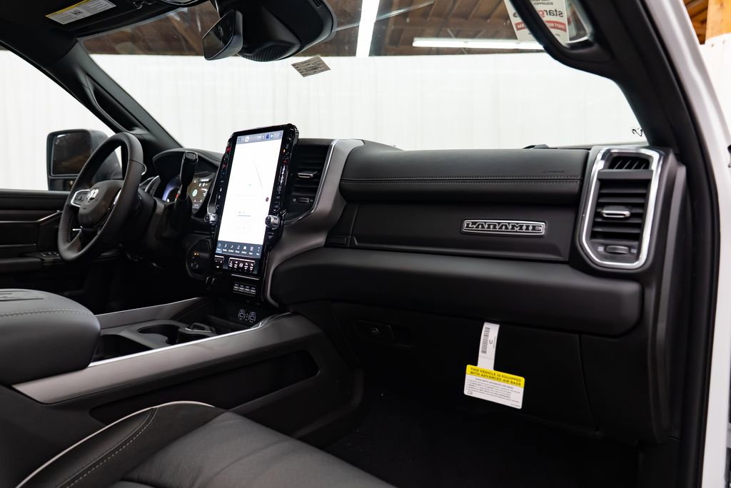 New 2026 RAM 3500 Laramie AWD/4WD image 35