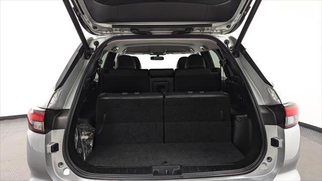 Used 2024 Mitsubishi Outlander SE image 18