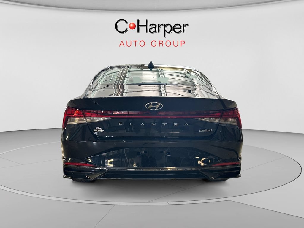 Used 2023 Hyundai Elantra Limited FWD image 4