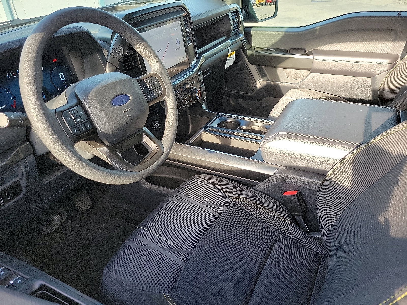Used 2025 Ford F150 STX w/ Equipment Group 200A RWD image 4