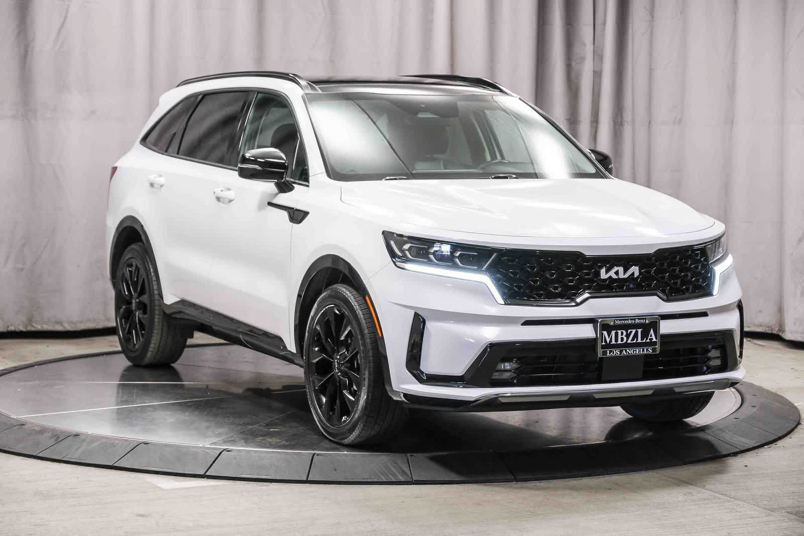 Used 2023 Kia Sorento SX FWD image 5