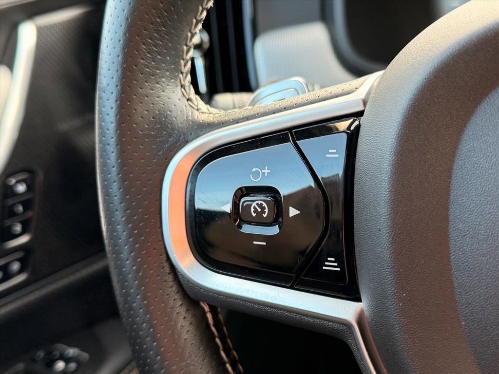 Used 2019 Volvo V90 T6 R-Design w/ Advanced Package image 18