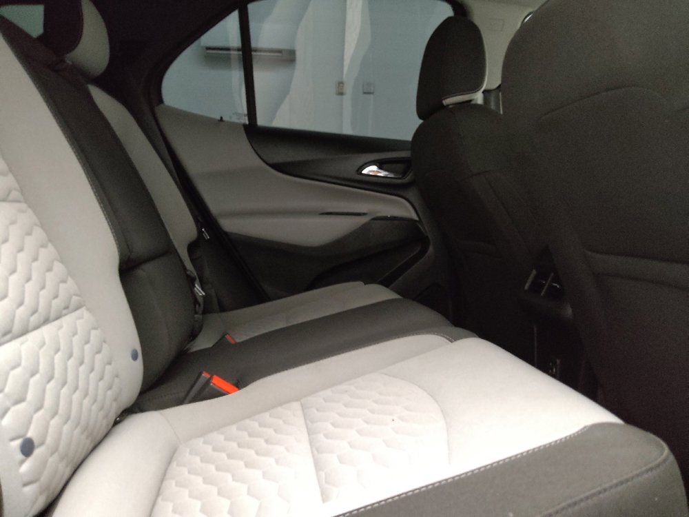 Used 2020 Chevrolet Equinox LS w/ LS Convenience Package FWD image 19