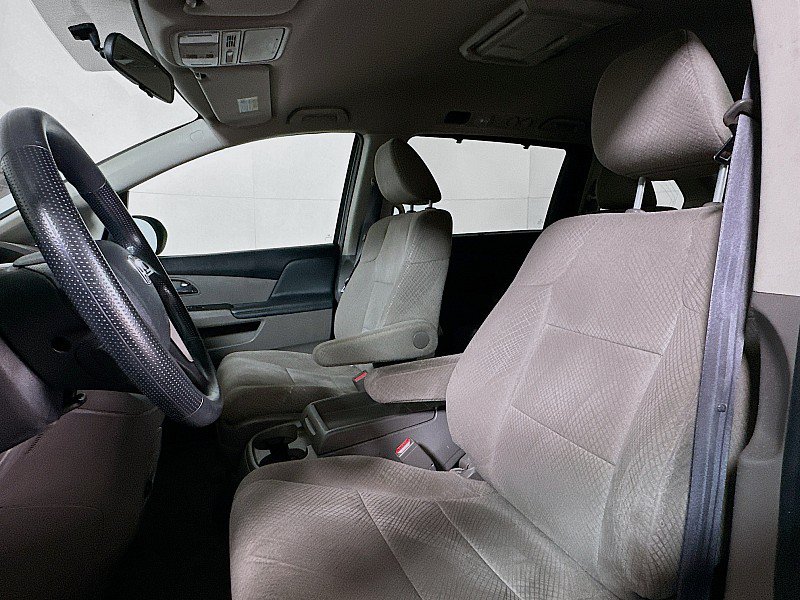 Used 2016 Honda Odyssey SE image 11