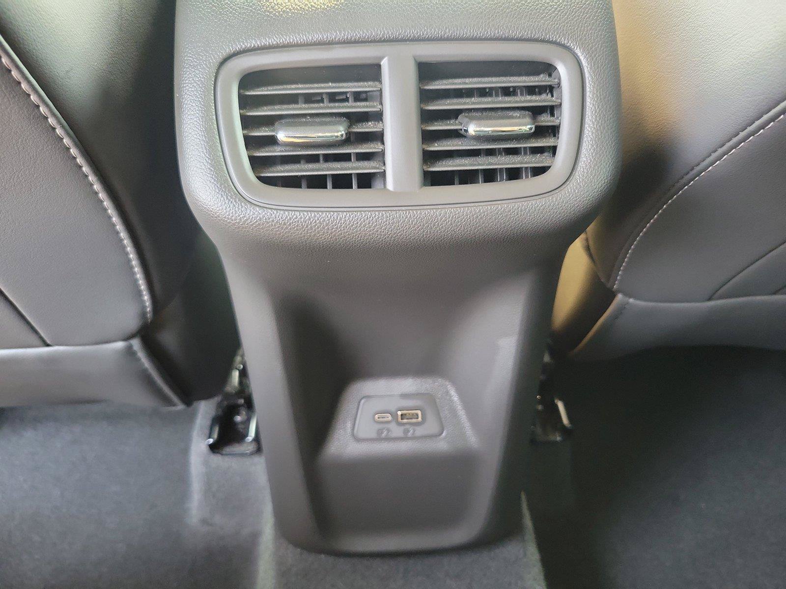Used 2024 Buick Envision Preferred AWD/4WD image 9