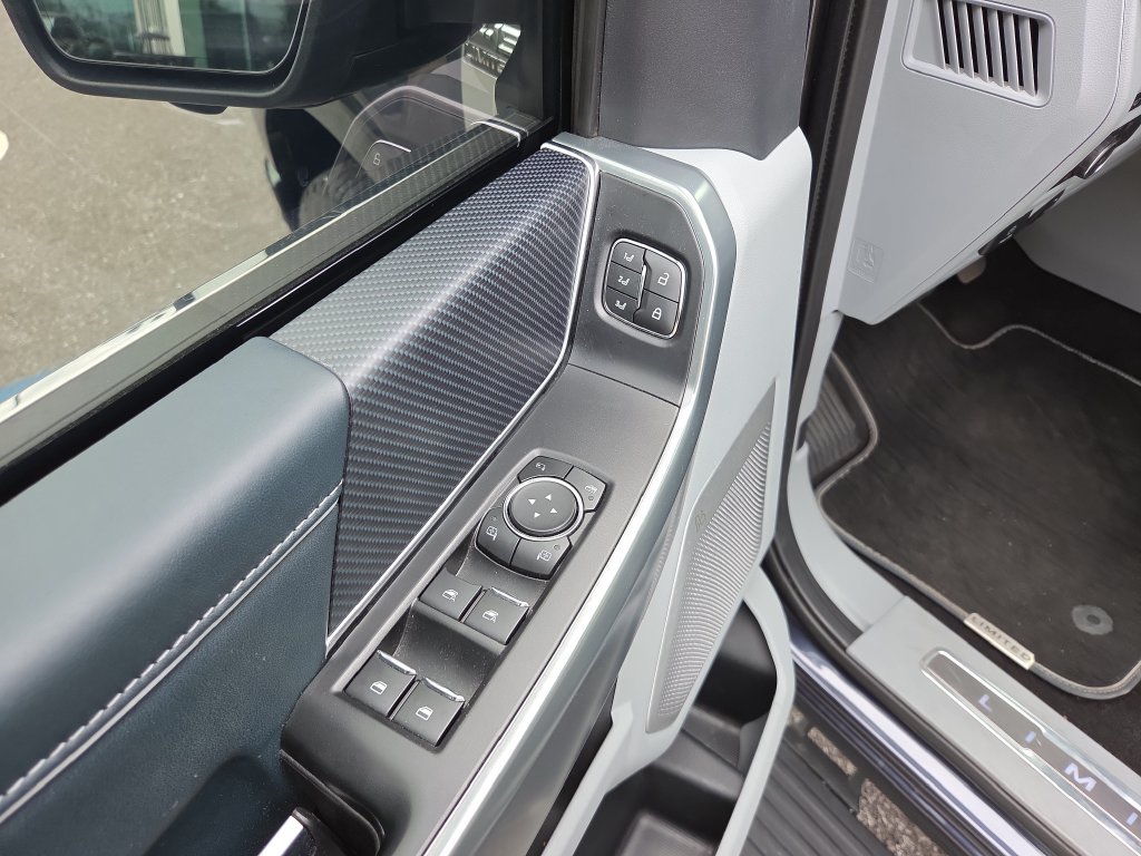 Used 2022 Ford F150 Limited AWD/4WD image 18