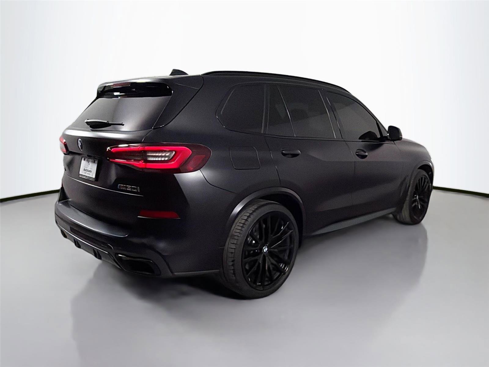 Used 2021 BMW X5 M50i w/ Executive Package AWD/4WD image 5