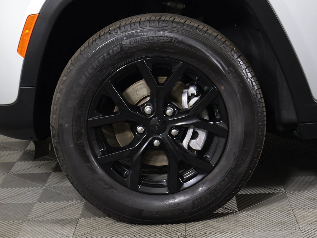 Used 2024 Jeep Grand Cherokee Altitude image 20