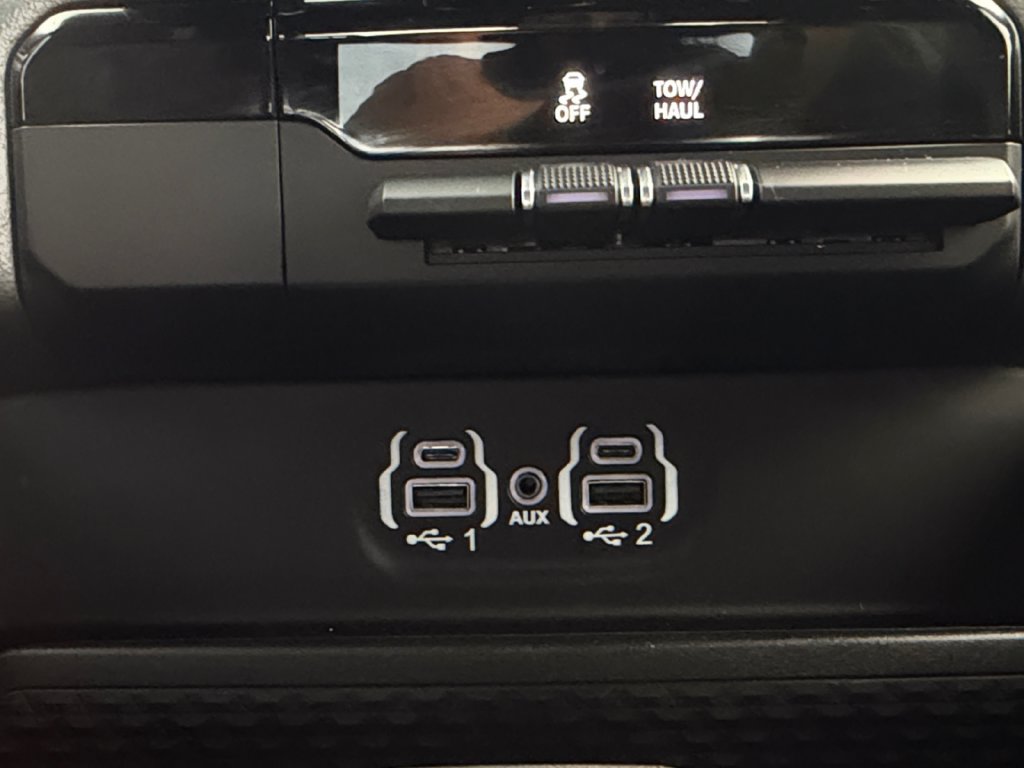 Used 2024 RAM 1500 Rebel AWD/4WD image 34