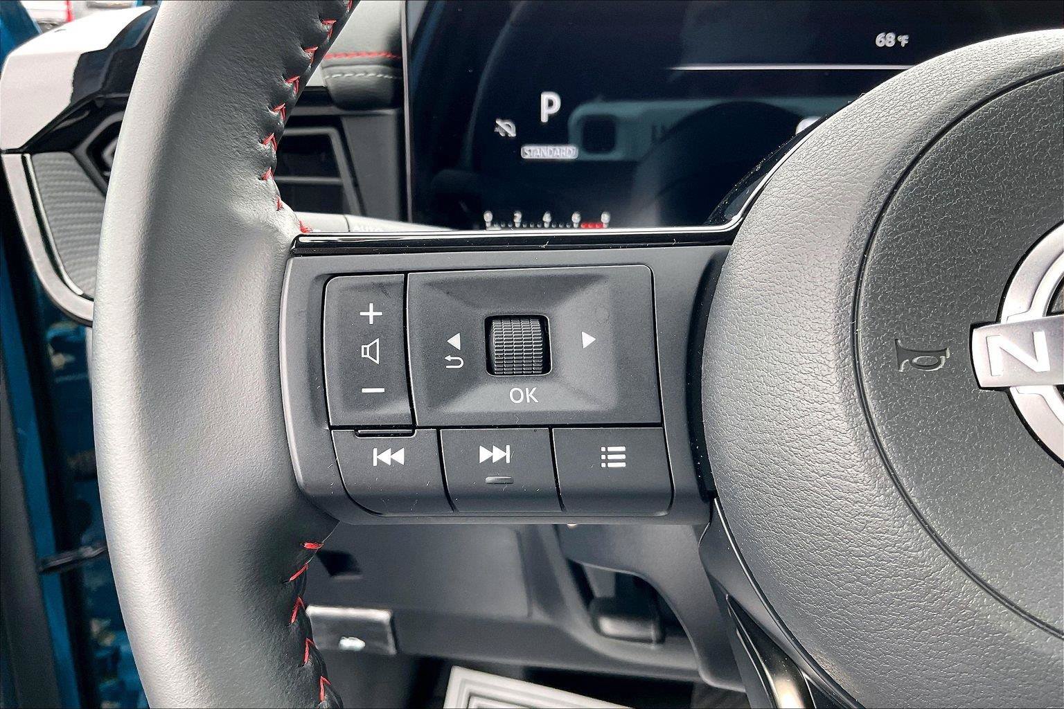 Certified 2026 Nissan Kicks SR FWD image 19