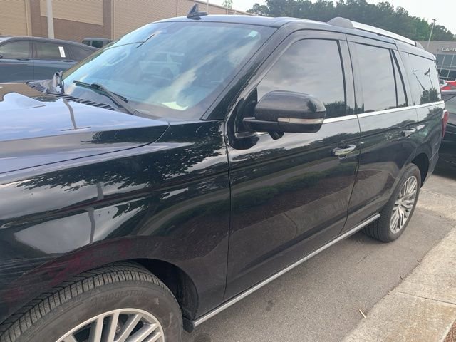 Used 2023 Ford Expedition Limited AWD/4WD image 1