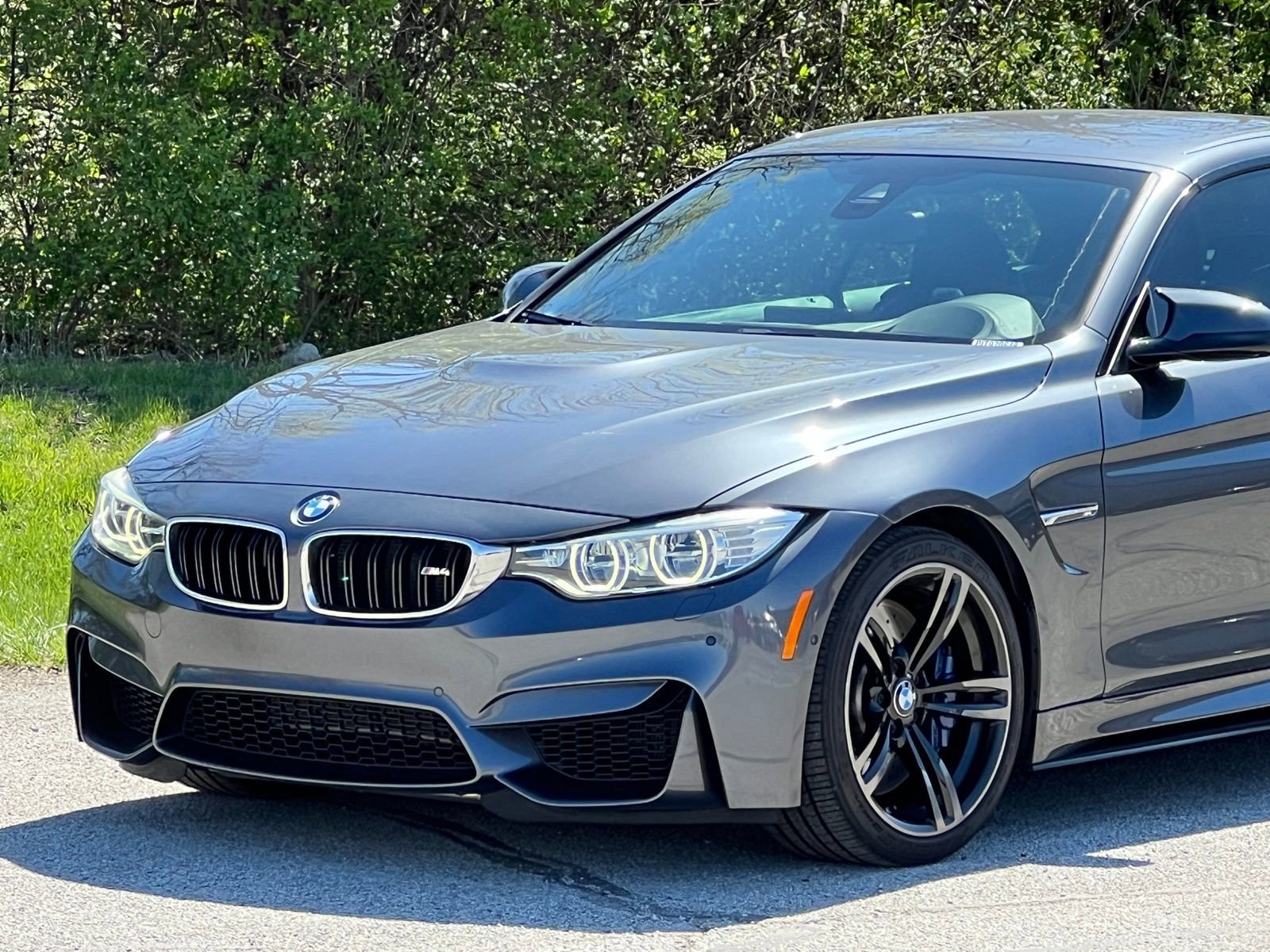 Used 2017 BMW M4 Convertible w/ Executive Package image 12