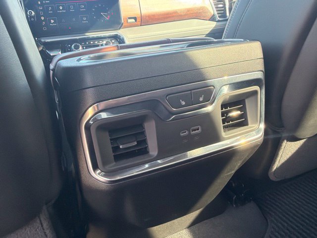 Used 2024 GMC Sierra 2500 Denali Ultimate AWD/4WD image 26