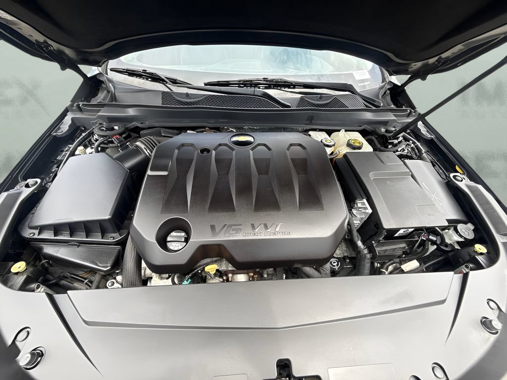 Used 2018 Chevrolet Impala Premier FWD image 19