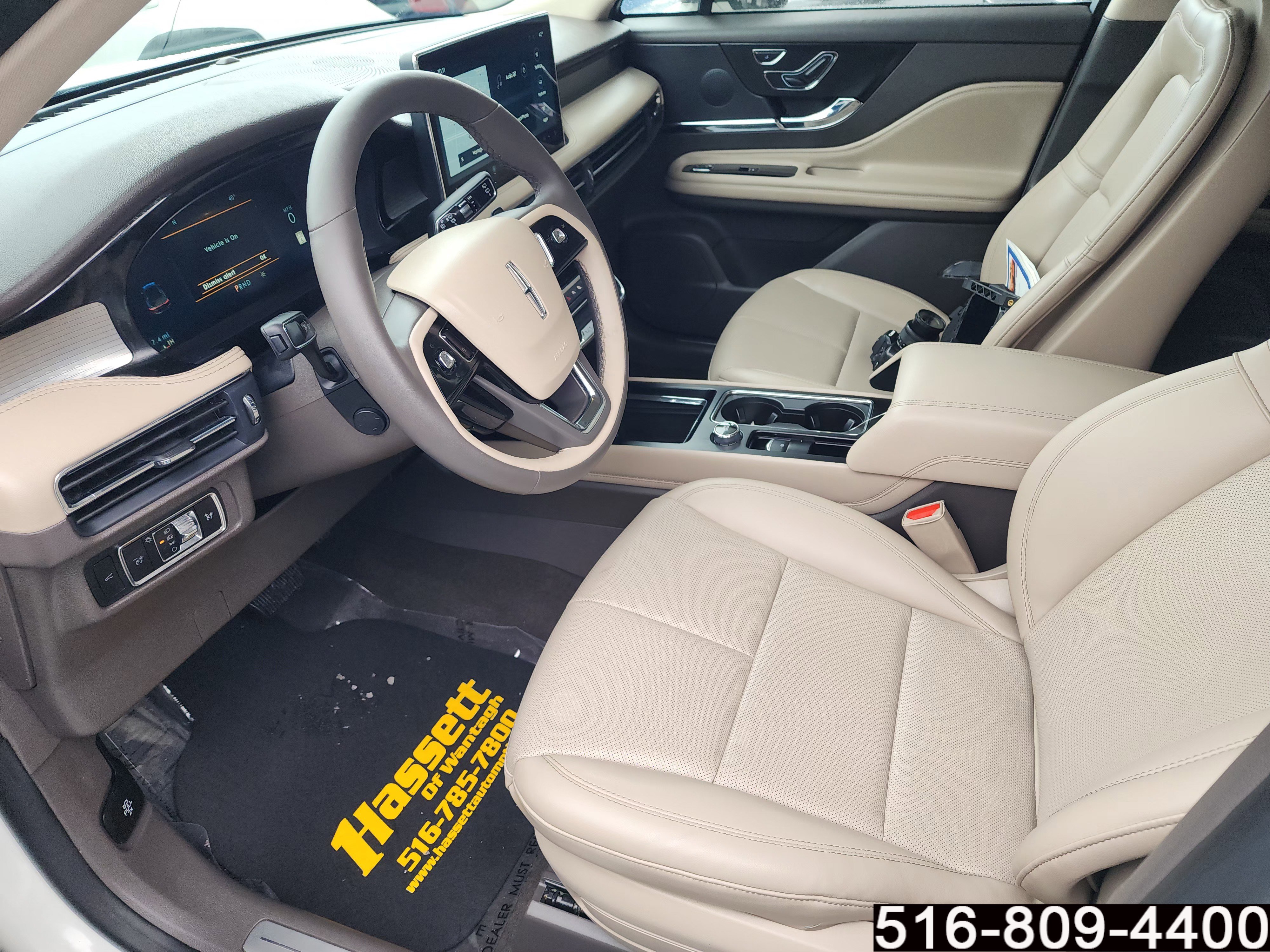 Used 2023 Lincoln Corsair AWD w/ Equipment Group 101A image 11