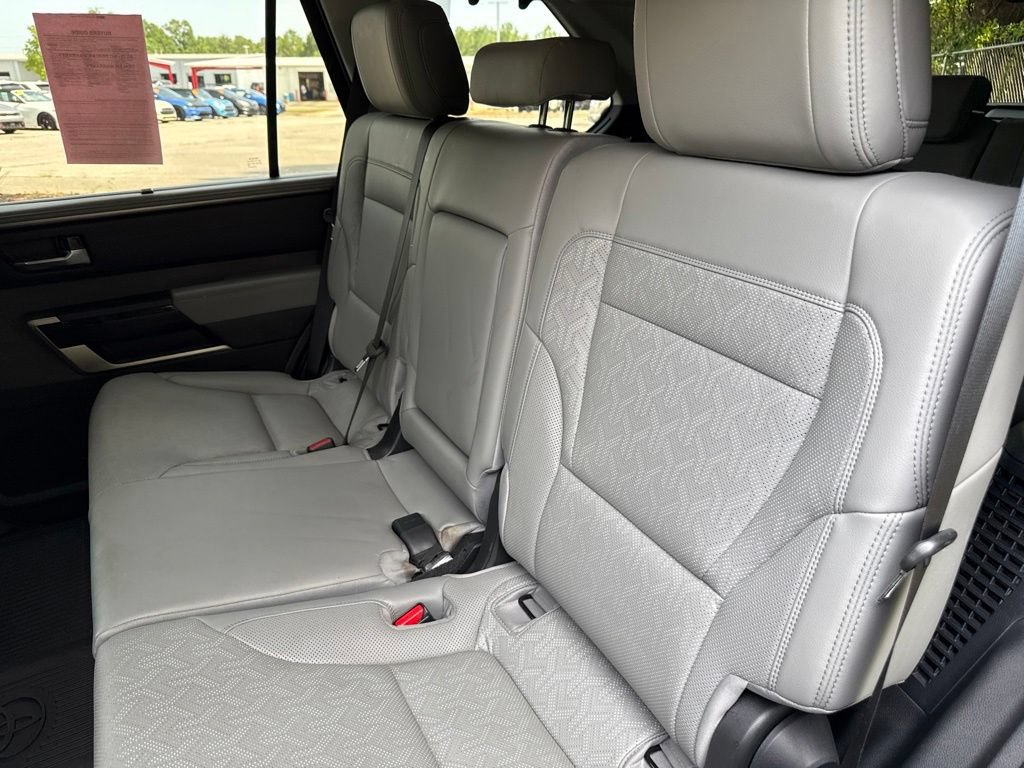 Used 2024 Toyota Sequoia Limited w/ Tow Technology Package AWD/4WD image 16