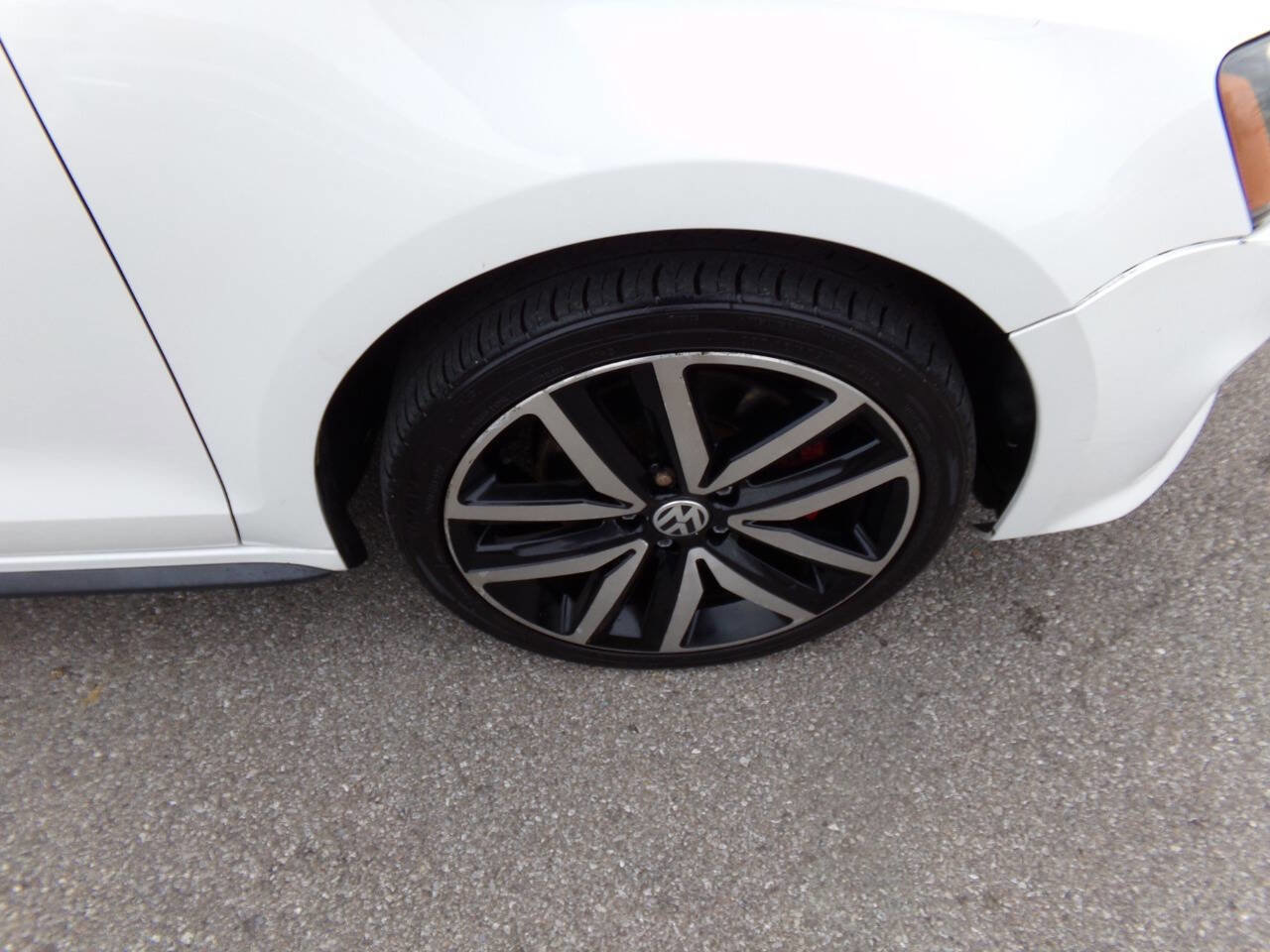 Used 2013 Volkswagen Jetta GLI Autobahn image 43