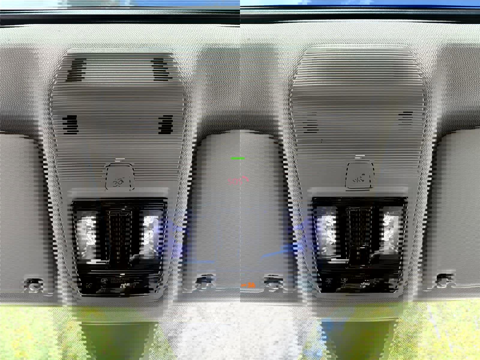 New 2026 Volkswagen Atlas SEL Premium R-Line image 14