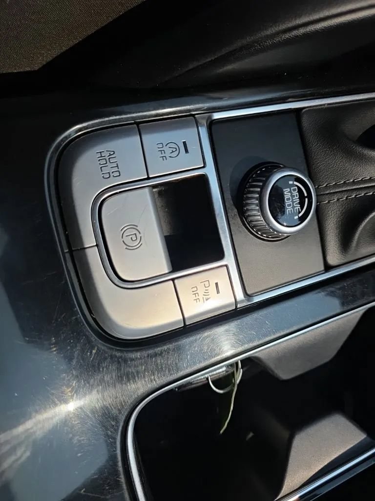 Used 2022 Kia Telluride EX w/ EX Premium Package FWD image 29