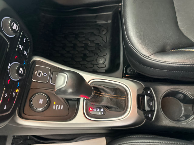Certified 2017 Jeep Compass Latitude w/ Popular Equipment Group AWD/4WD image 17