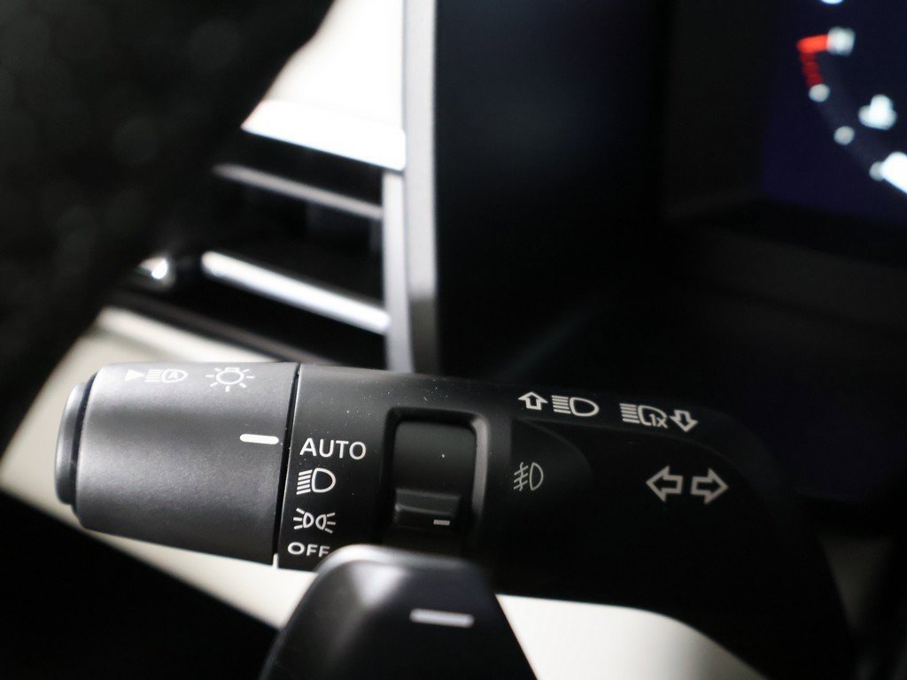 New 2025 Mitsubishi Outlander SE image 44