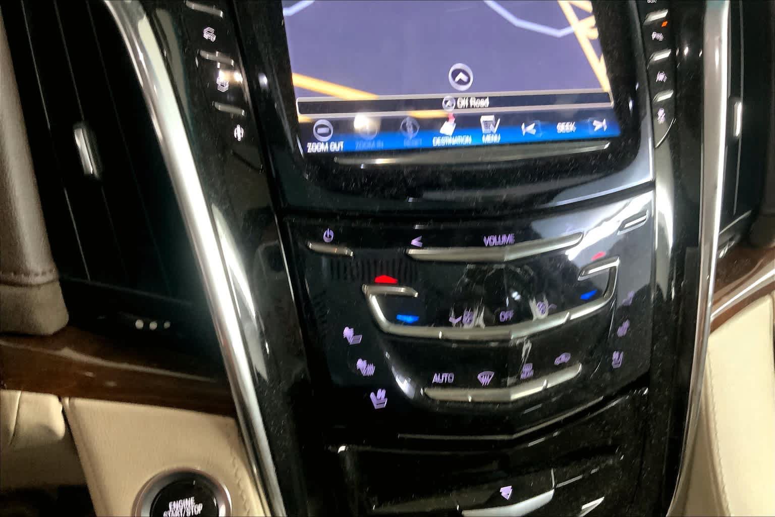 Used 2016 Cadillac Escalade Premium AWD/4WD image 31