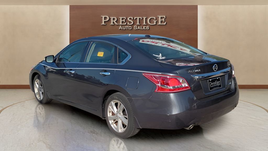 Used 2013 Nissan Altima 2.5 SL w/ 2.5 Moonroof Pkg image 6