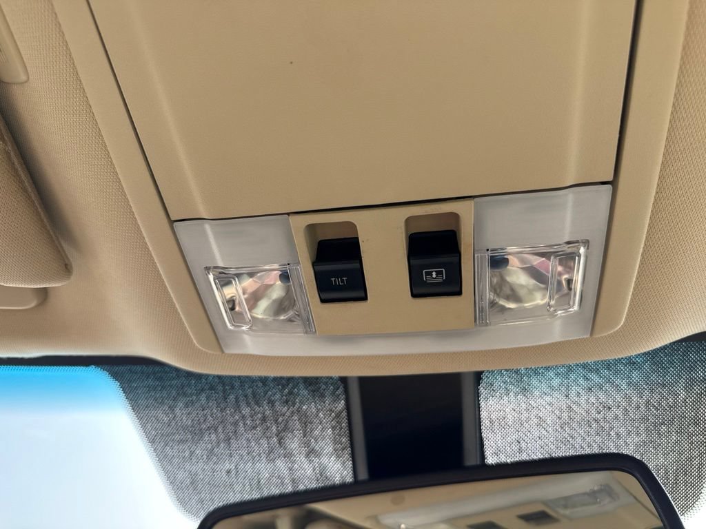 Used 2019 Lincoln MKT AWD image 39