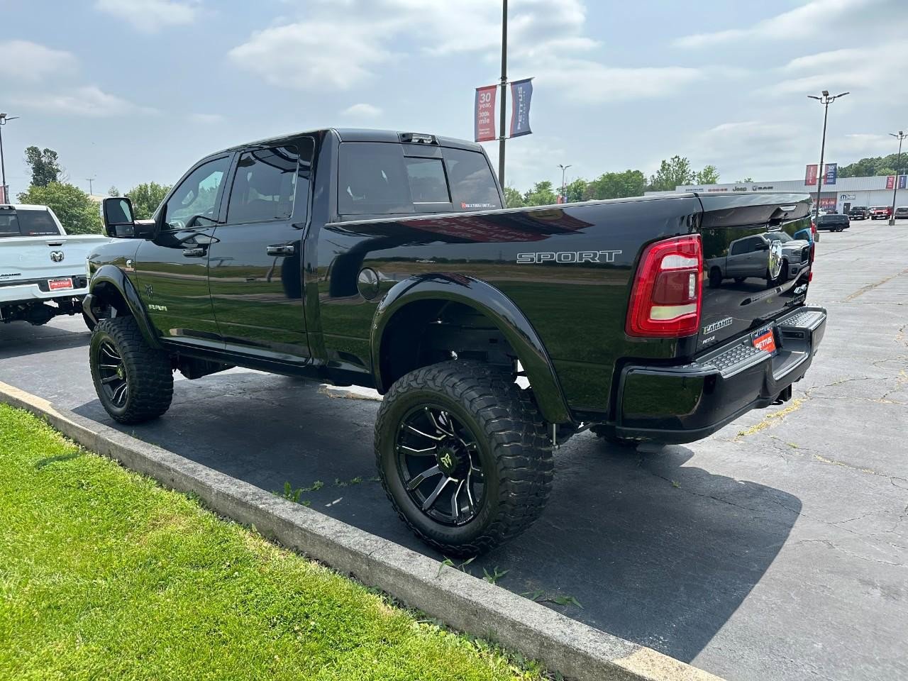Used 2024 RAM 2500 Laramie w/ Sport Appearance Package image 3