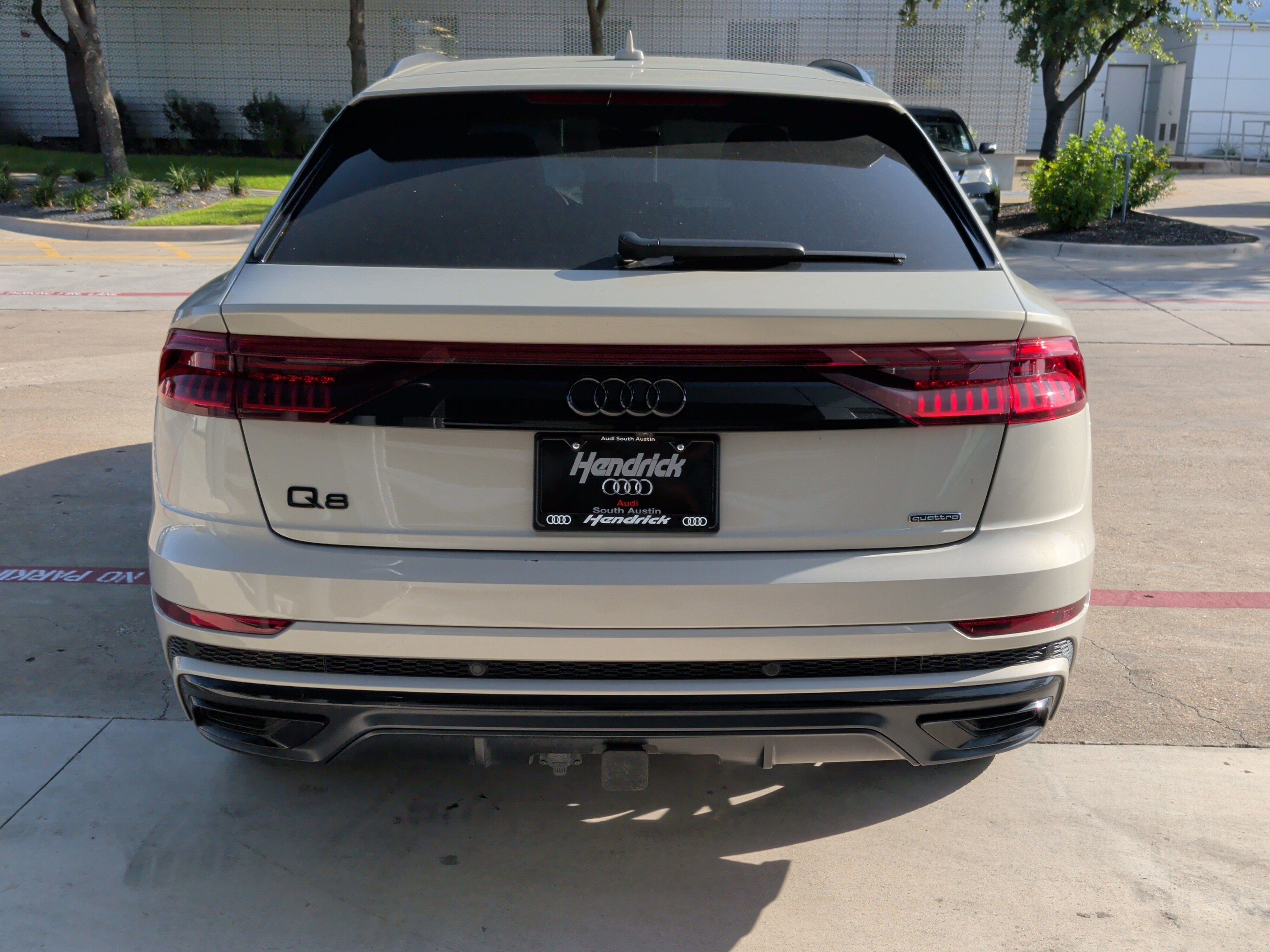 Used 2023 Audi Q8 Prestige w/ Prestige Package AWD/4WD image 9
