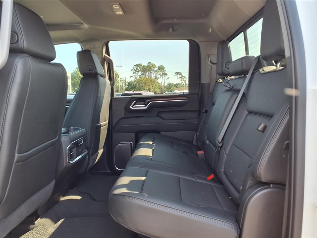 New 2025 GMC Sierra 2500 Denali w/ Denali Reserve Package image 13