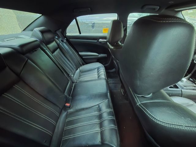 Used 2019 Chrysler 300 S image 6