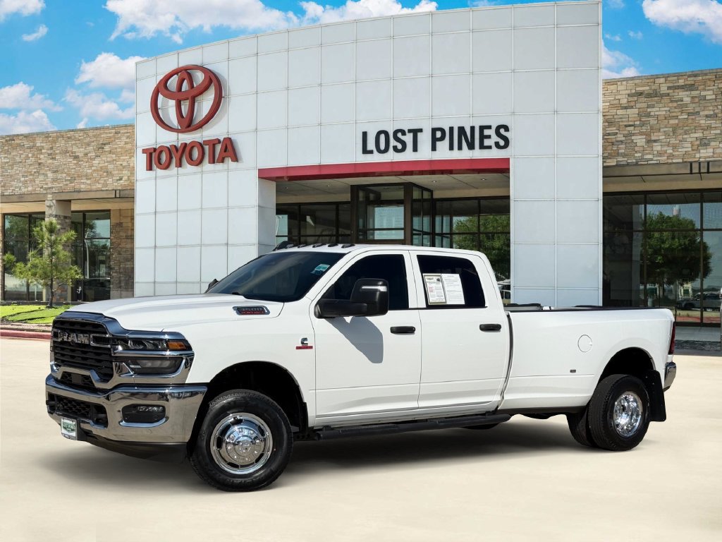 Used 2026 RAM 3500 Tradesman AWD/4WD image 1