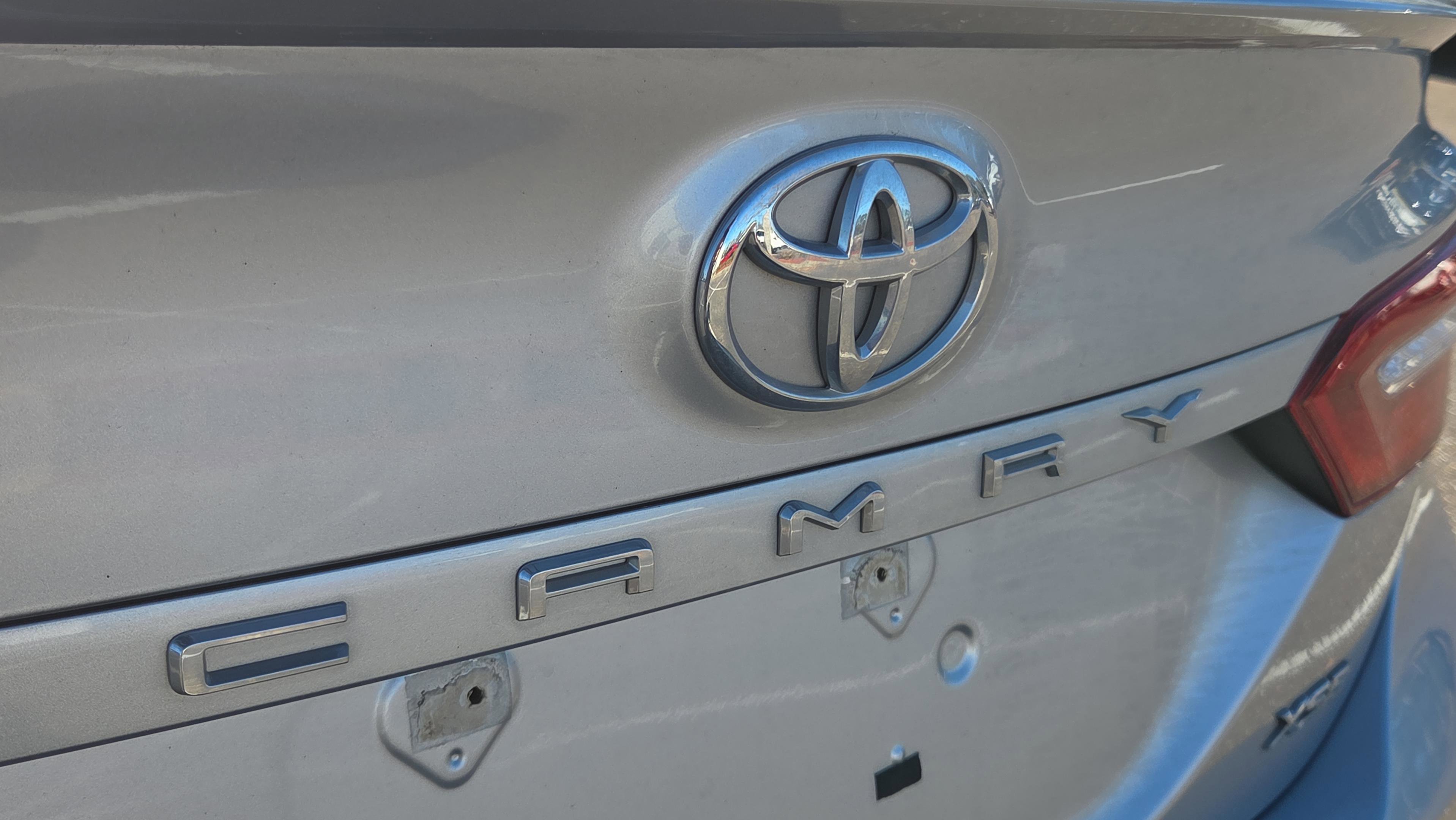 Used 2018 Toyota Camry XSE image 13