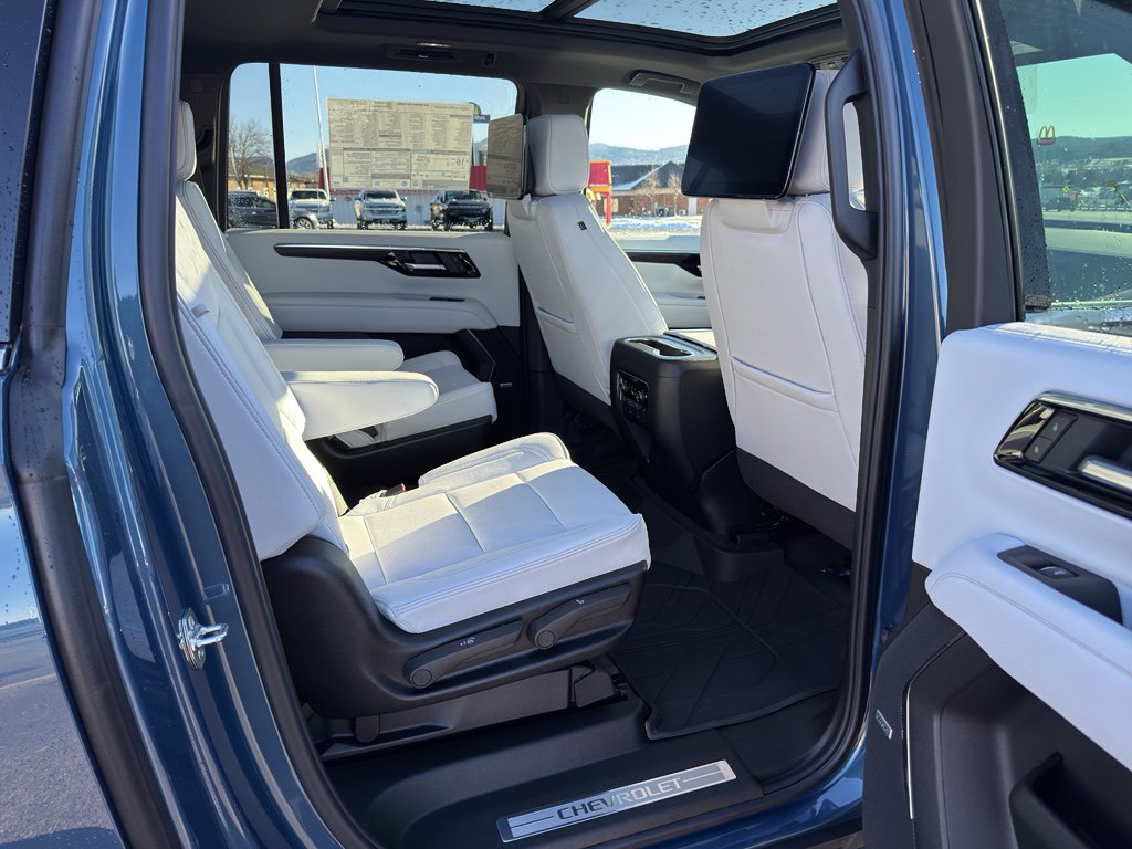 New 2026 Chevrolet Suburban Premier AWD/4WD image 25
