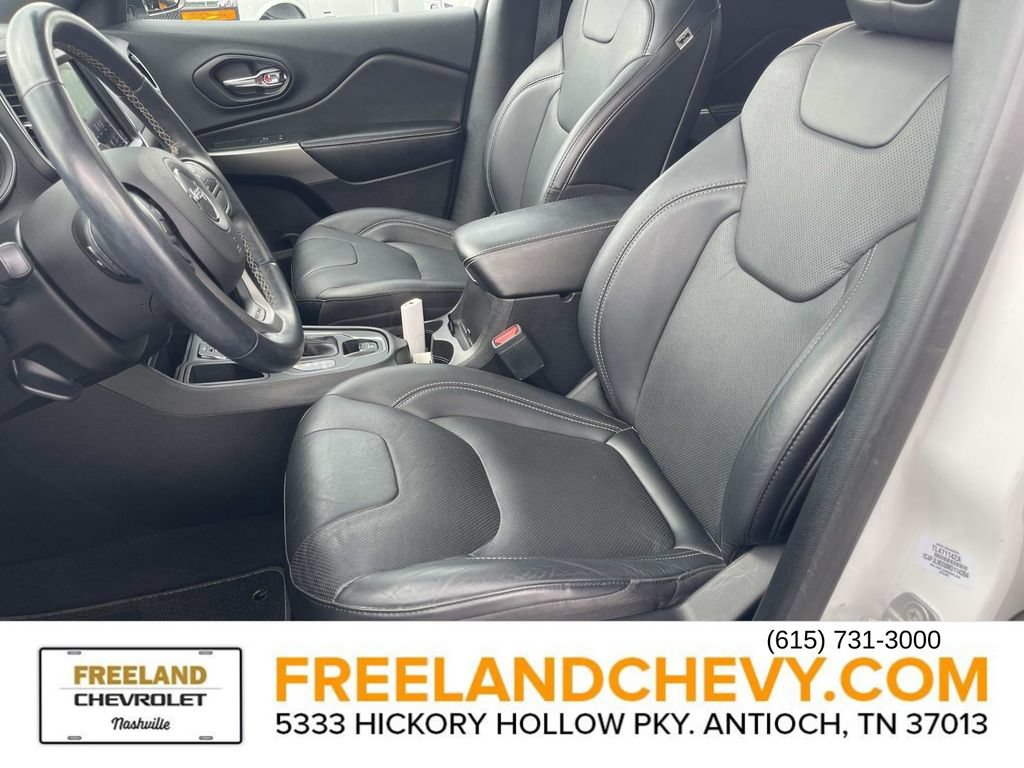 Used 2021 Jeep Cherokee Latitude Lux 80th Anniv w/ Quick Order Package 26U 80TH FWD image 28