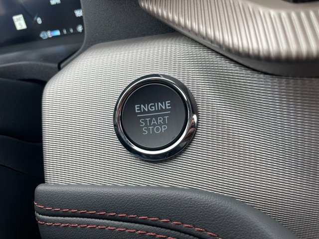 New 2025 Ford Explorer Active w/ Active Comfort Package image 31