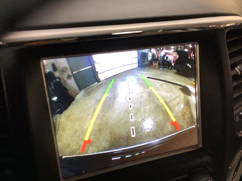 Used 2018 Jeep Grand Cherokee Summit image 36