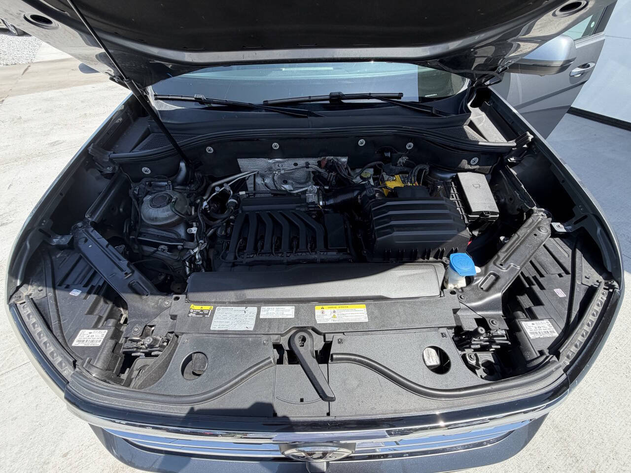 Used 2021 Volkswagen Atlas SEL Premium AWD/4WD image 19