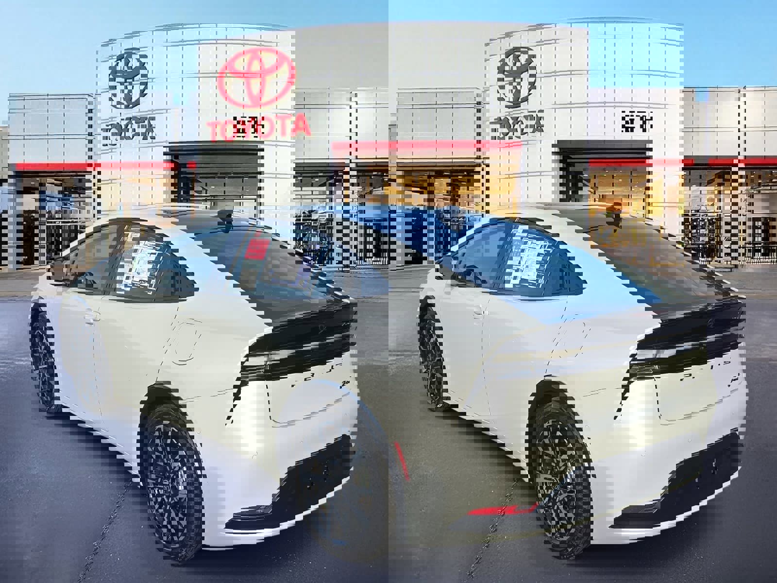 Used 2024 Toyota Prius Prime Premium image 7